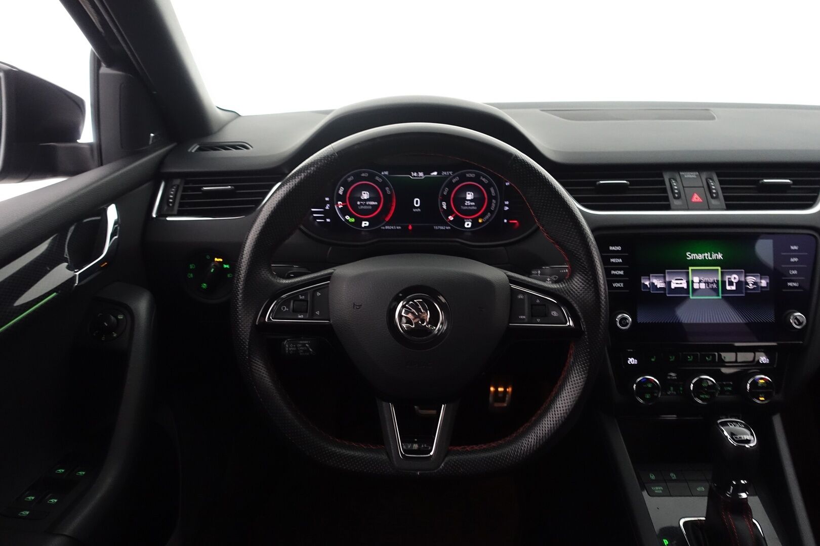 Skoda Octavia 2019 Combi 2,0 TSI RS BusinessLine DSG Autom. -  ACC | Webasto | Canton | Digimittaristo | P.Kamera | Keyless | Navi | Lämm. Ratti & Tuulilasi | SmartLink | LED | BLIS | Suomi-auto | 2X Renkaat & Vanteet |