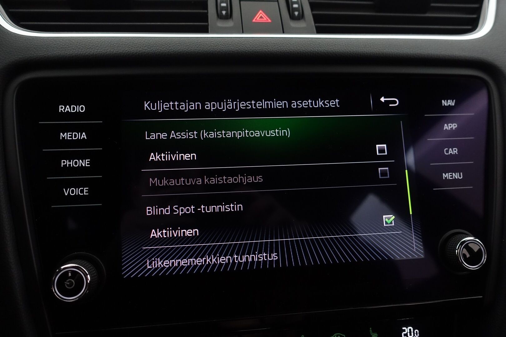 Skoda Octavia 2019 Combi 2,0 TSI RS BusinessLine DSG Autom. -  ACC | Webasto | Canton | Digimittaristo | P.Kamera | Keyless | Navi | Lämm. Ratti & Tuulilasi | SmartLink | LED | BLIS | Suomi-auto | 2X Renkaat & Vanteet |