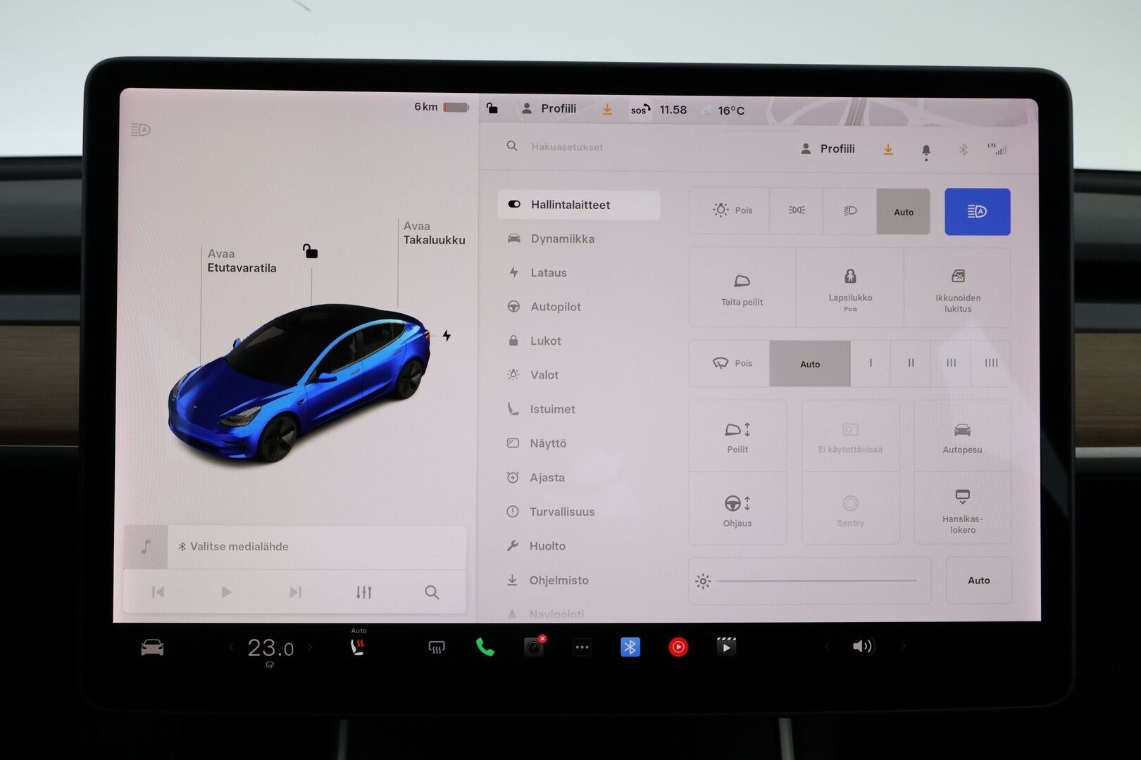 Tesla Model 3 2019 Long Range Dual Motor AWD * Vetokoukku / Lasikatto / Nahkasisusta / Sähköpenkit / ACC / BLIS / Peruutuskamera - 2x Renkaat alkuperäisvantein / Akku kuntotarkastettu / Juuri tullut Tampereelle! - HULLU BLACKWEEK KORKOTARJOUS 2,49%