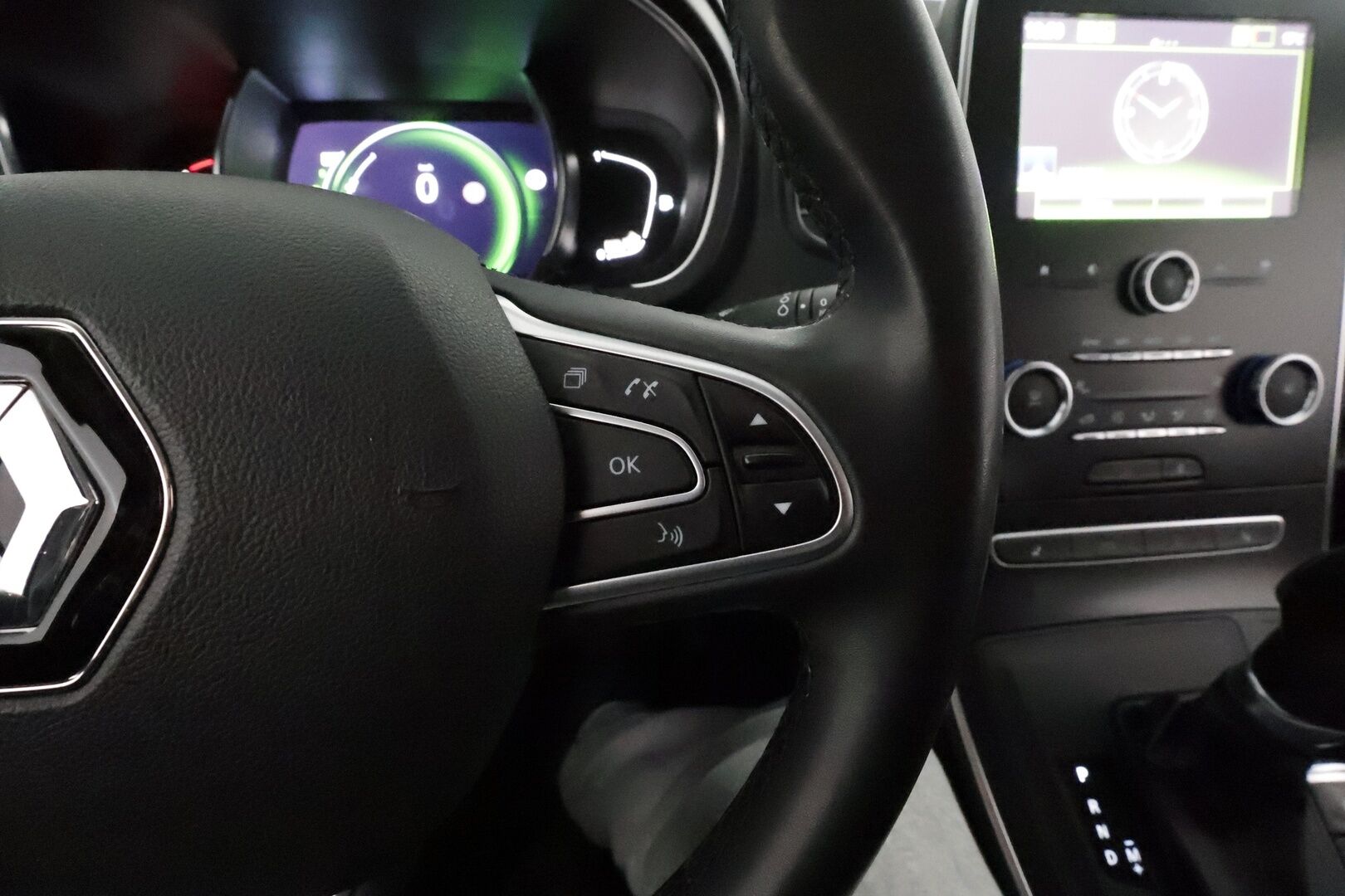 Renault Grand Scenic 2019 TCe 160 EDC7-aut Zen 7-Paik. *Vakkari / Navi / Kaistavahti / Apple&Android / Keyless / P.tutkat* - Suomi-auto / Hyvin huollettu! / 2x vanteet