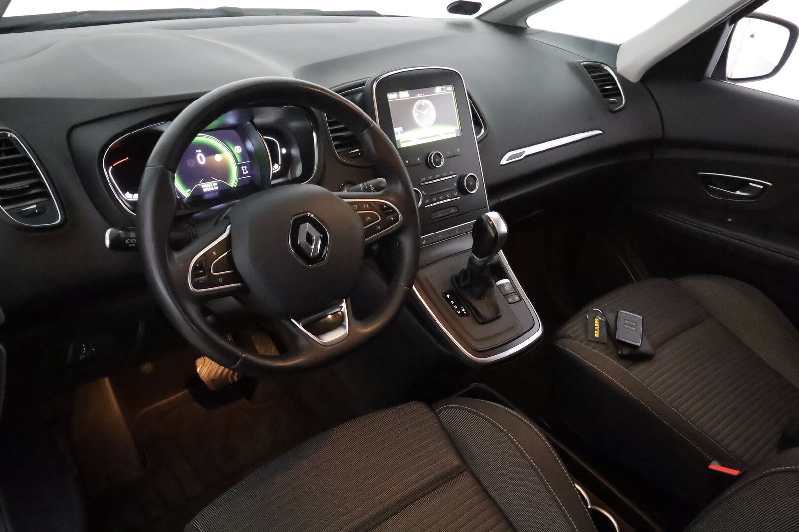 Renault Grand Scenic 2019 TCe 160 EDC7-aut Zen 7-Paik. *Vakkari / Navi / Kaistavahti / Apple&Android / Keyless / P.tutkat* - Suomi-auto / Hyvin huollettu! / 2x vanteet