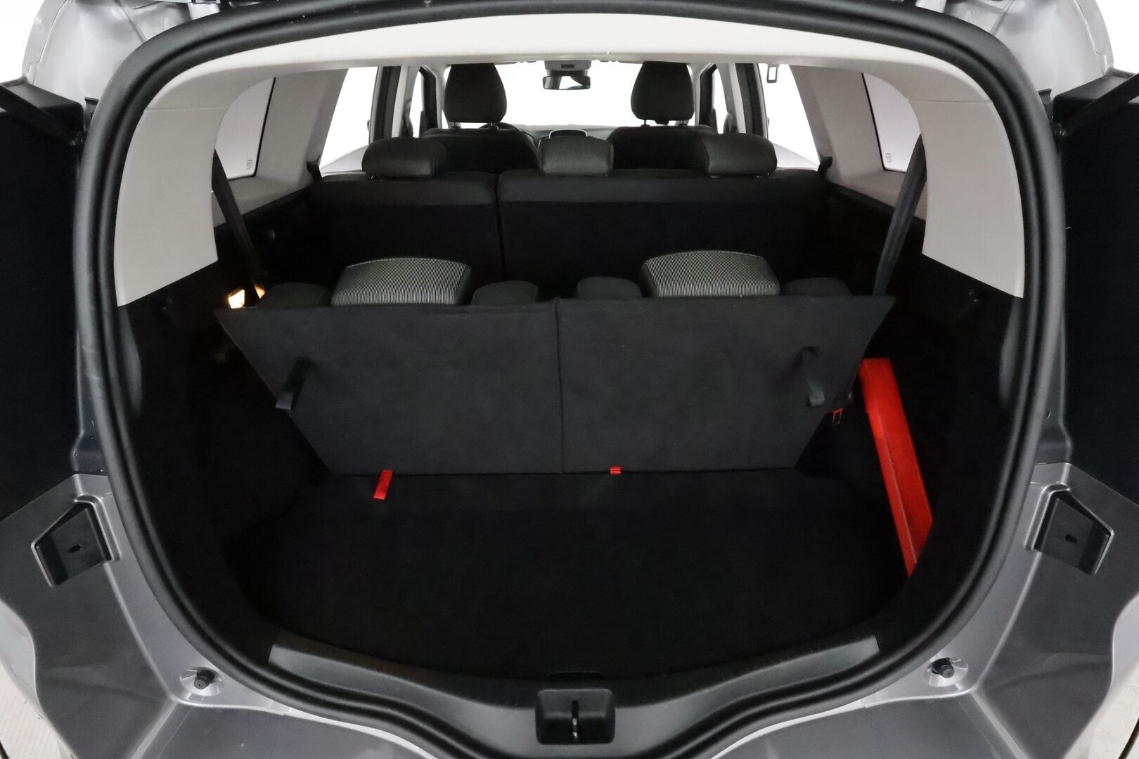 Renault Grand Scenic 2019 TCe 160 EDC7-aut Zen 7-Paik. *Vakkari / Navi / Kaistavahti / Apple&Android / Keyless / P.tutkat* - Suomi-auto / Hyvin huollettu! / 2x vanteet