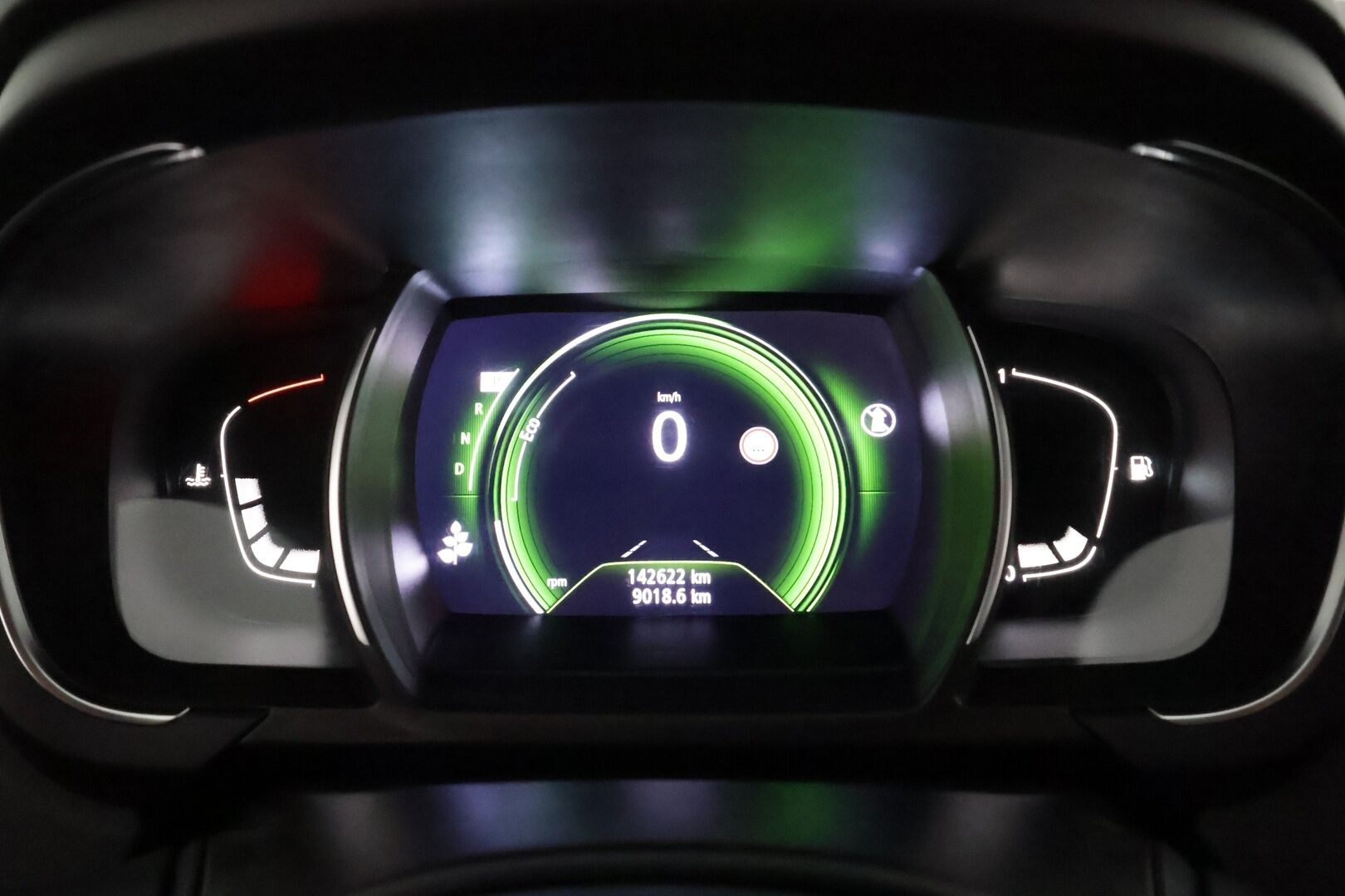 Renault Grand Scenic 2019 TCe 160 EDC7-aut Zen 7-Paik. *Vakkari / Navi / Kaistavahti / Apple&Android / Keyless / P.tutkat* - Suomi-auto / Hyvin huollettu! / 2x vanteet