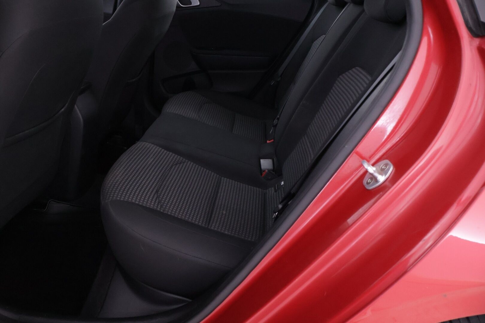 Kia Ceed 2019 1,0 T-GDI ISG 120hv LX SW EcoDynamics - Suomi-auto | Koukku | Lohkolämmitin | Vakkari | Tutkat | Merkkihuollettu | Kahdet uudet renkaat