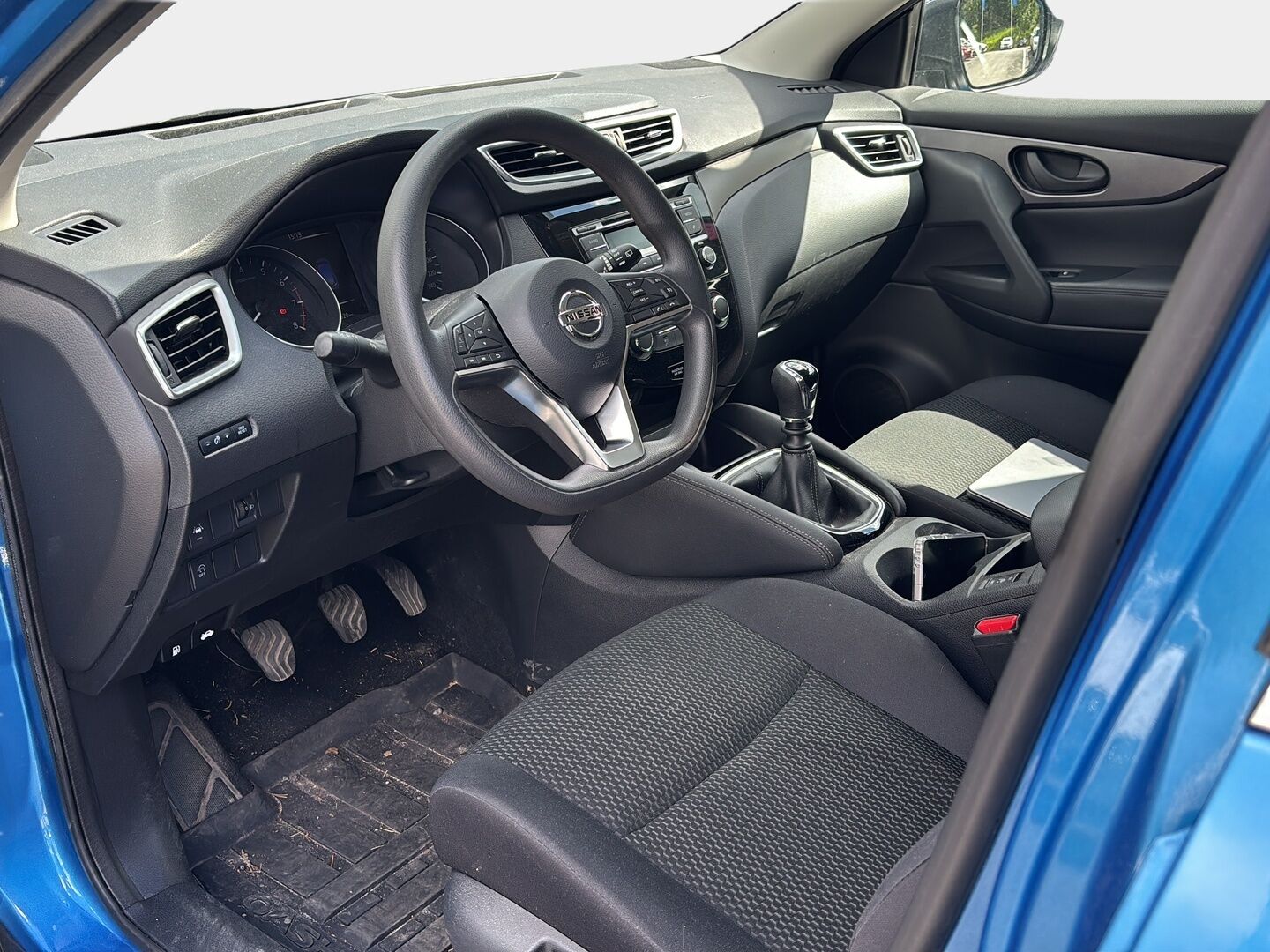 Nissan Qashqai 2019 DIG-T 140 Visia 2WD 6M/T - | 1-Om Suomi-auto | Kaistavahti | Vetokoukku | Vakkari | Lohkolämmitin |