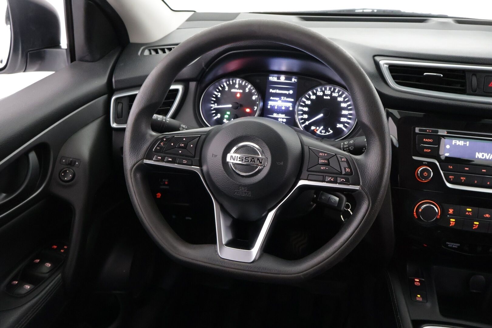 Nissan Qashqai 2019 DIG-T 140 Visia 2WD 6M/T - */ MYYDÄÄN HUUTOKAUPAT.COM / 2.om Suomi-auto / Vakkari / Ilmastointi / Lohko / Tutkat / 2x renkaat /*