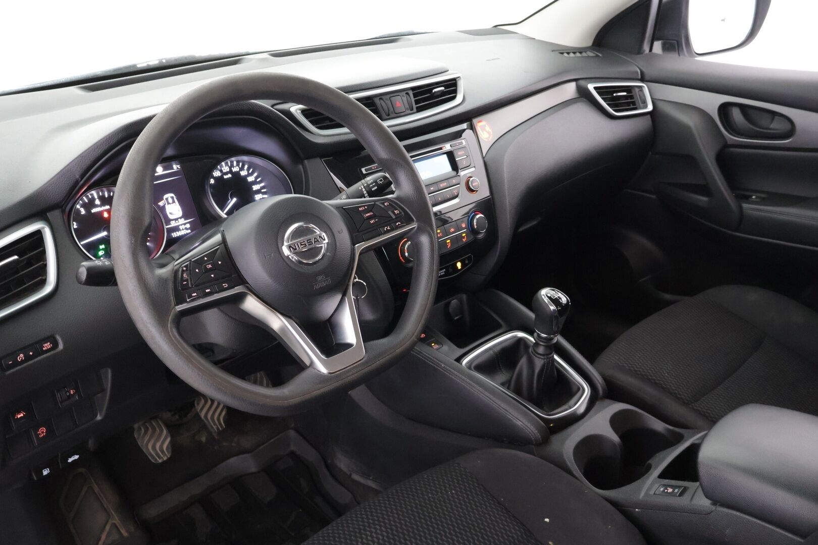 Nissan Qashqai 2019 DIG-T 140 Visia 2WD 6M/T - */ MYYDÄÄN HUUTOKAUPAT.COM / 2.om Suomi-auto / Vakkari / Ilmastointi / Lohko / Tutkat / 2x renkaat /*