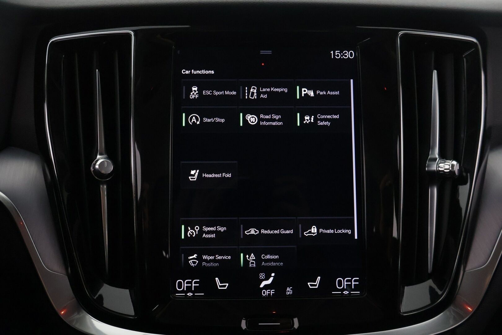 Volvo V60 2019 D3 AWD Business aut ** Suomi-auto / Webasto / P.tutkat / Vakkari / Koukku / APP-Connect ** - Alv-vähennyskelpoinen / Hyvin pidetty / Särmä historia!