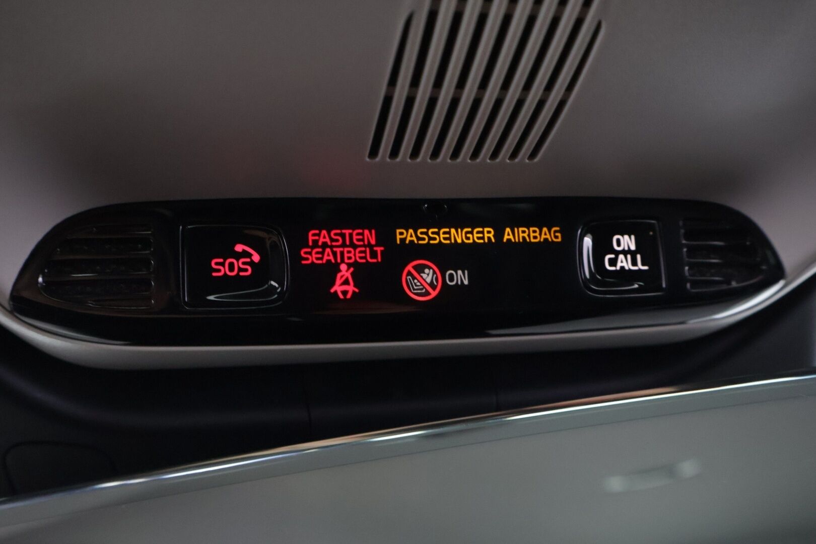 Volvo V60 2019 D3 AWD Business aut ** Suomi-auto / Webasto / P.tutkat / Vakkari / Koukku / APP-Connect ** - Alv-vähennyskelpoinen / Hyvin pidetty / Särmä historia!