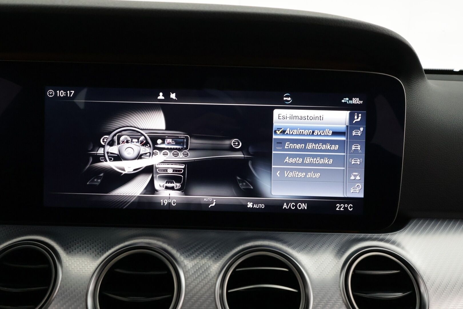 Mercedes-Benz E 2019 300 de A Business Avantgarde Edition EQ Power * Vetokoukku / Multibeam LED / Peruutuskamera / Widescreen / Sporttipenkit / BLIS - Suomi-auto / Kahdet renkaat / Siisti yksilö! - HULLUT AVAJAISHULINAT KORKOTARJOUS 3,29 %