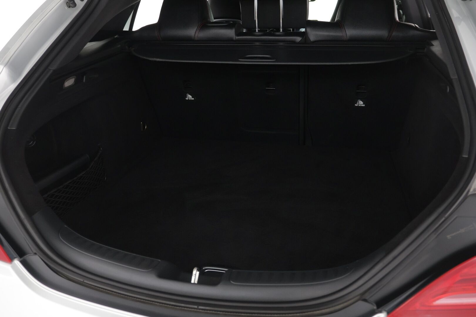 Mercedes-Benz CLA 2016 220 d 4MATIC Shooting Brake AMG - Panoraama / P-Kamera / Navi / Xenon / Nahka-Alcantara / Lohko / Näyttävä / Juuri huollettu ja katsatettu!