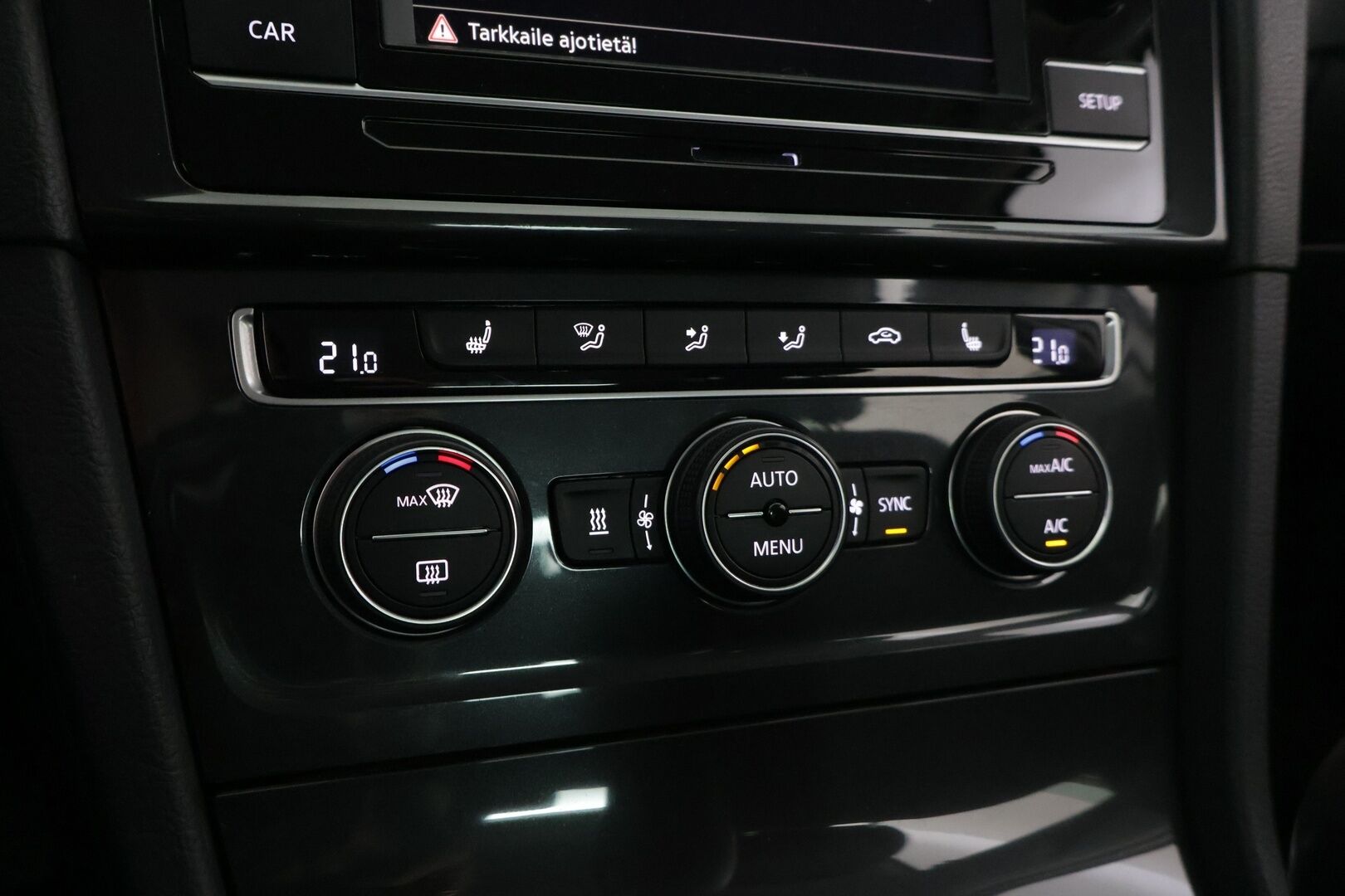 Volkswagen Golf 2019 Trendline 1,0 TSI 63 kW (85 hv) */ Suomi-auto / Webasto / Vakkari / Ilmastointi / 2x renkaat /* - Edulliset kulut / Hihna tehty 05/25 / Hyvät renkaat