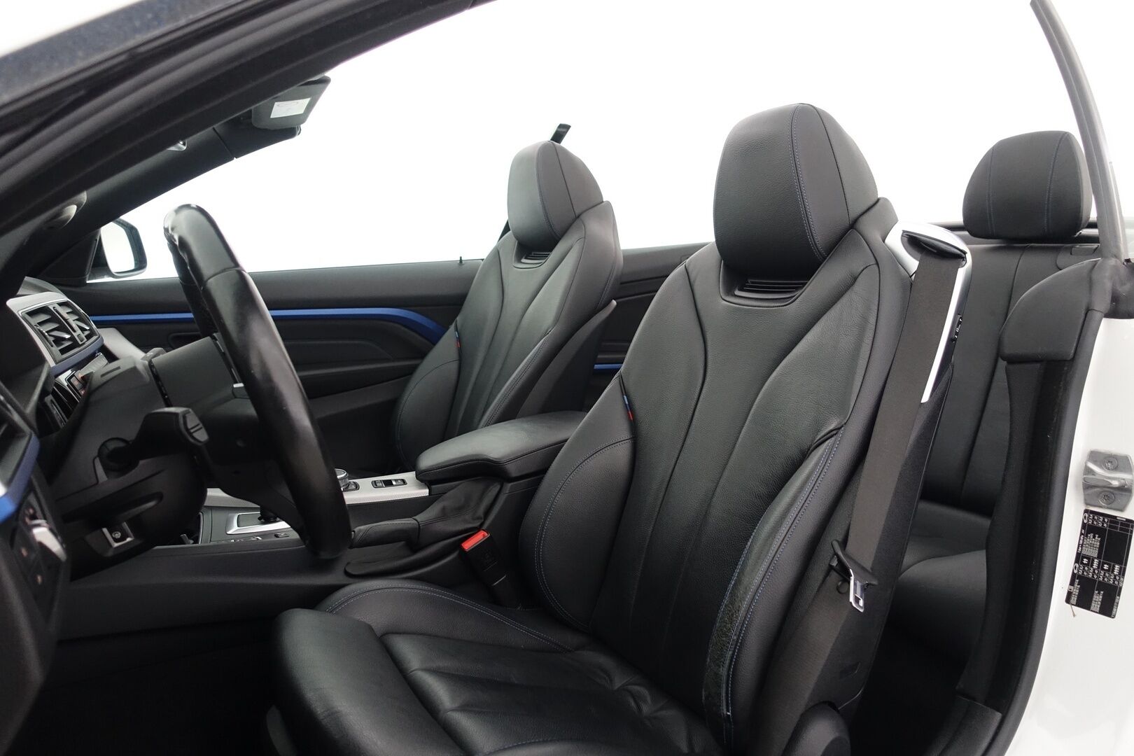 BMW 420 2018 F33 Cabriolet 420d A Business M Sport - | Hud | Nahkapenkit muistilla | Hifit | Prof. Navi | Niskan lämmittimet | 2x renkaat aluilla |
