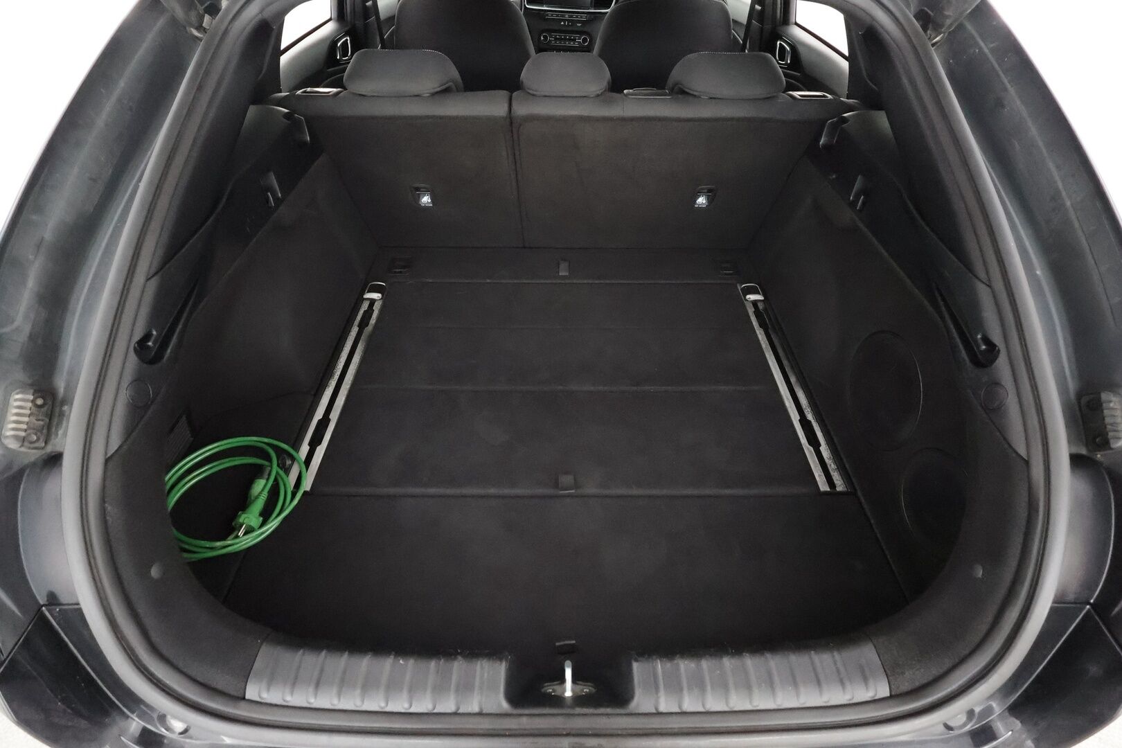 Kia ProCeed 2019 1,4 T-GDI ISG 140hv GT-Line Business Premium SB DCT A/T EcoDynamics * ACC / JBL / Lohko+Sisä / Navi * - P.kamera / Suomi-auto / Kahdet renkaat aluvanteilla