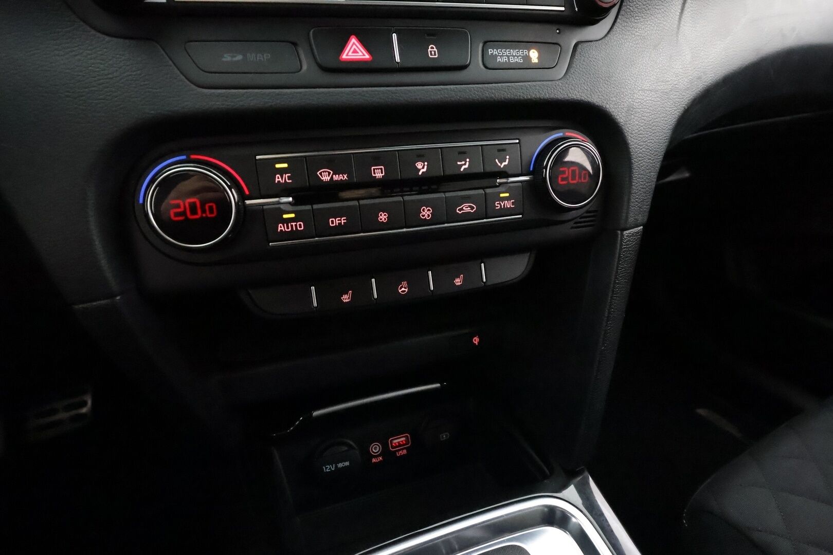 Kia ProCeed 2019 1,4 T-GDI ISG 140hv GT-Line Business Premium SB DCT A/T EcoDynamics * ACC / JBL / Lohko+Sisä / Navi * - P.kamera / Suomi-auto / Kahdet renkaat aluvanteilla