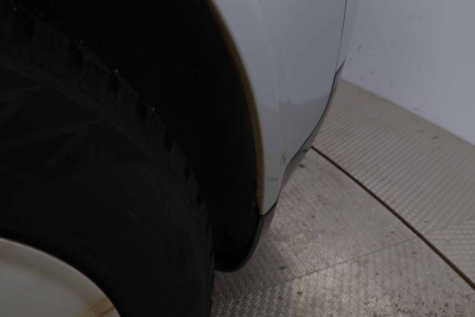 Audi A4 2001 - YritysOutlet - Myydään vain yrityksille - Tämä auto myydään YritysOutlet -valikoimasta vain yritykselle! - Osta nyt, maksa vasta ensi vuonna