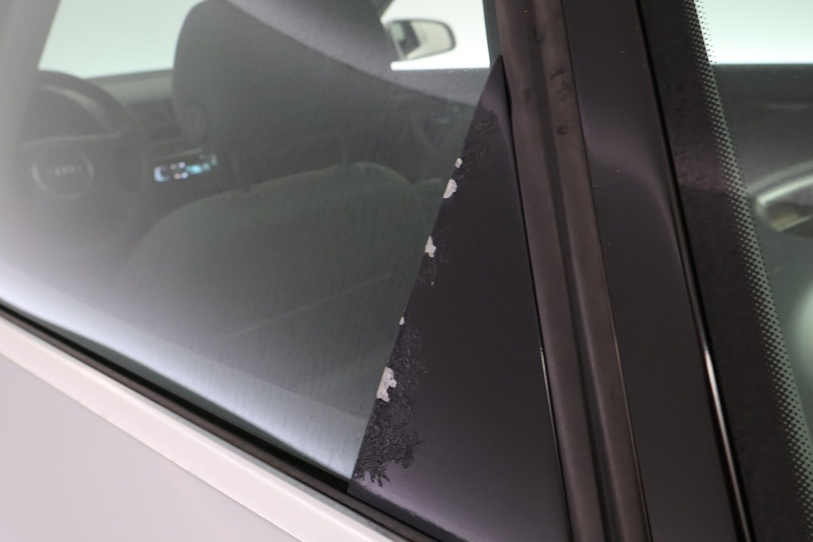 Audi A4 2001 - YritysOutlet - Myydään vain yrityksille - Tämä auto myydään YritysOutlet -valikoimasta vain yritykselle! - Osta nyt, maksa vasta ensi vuonna