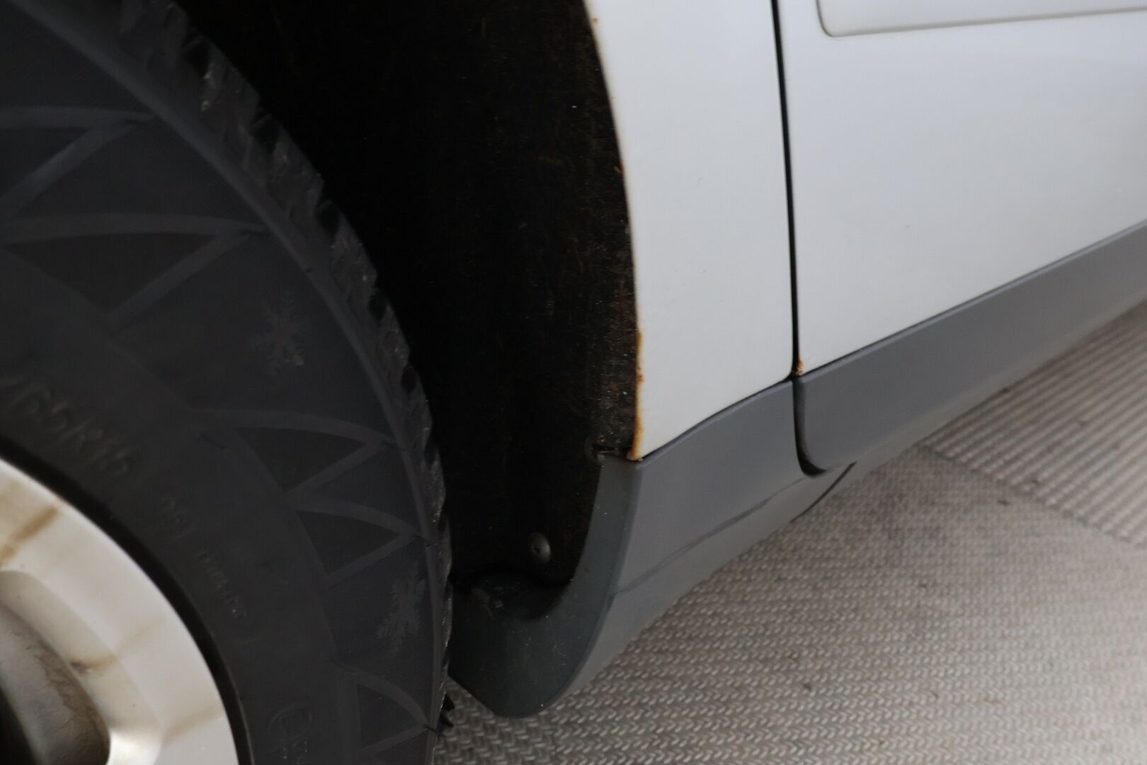 Audi A4 2001 - YritysOutlet - Myydään vain yrityksille - Tämä auto myydään YritysOutlet -valikoimasta vain yritykselle! - Osta nyt, maksa vasta ensi vuonna