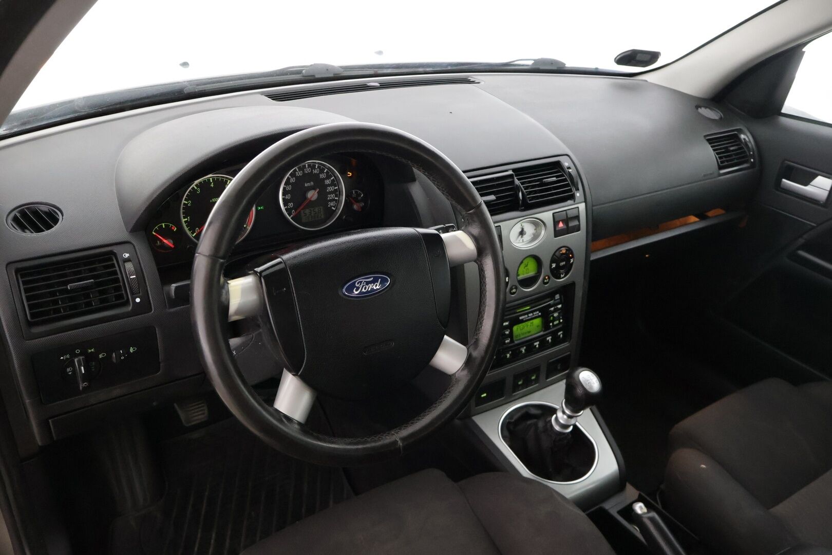 Ford Mondeo 2003 5D MONDEO STW 1.8-BWY/275 - * Tämä auto myydään Huutokaupat.com *