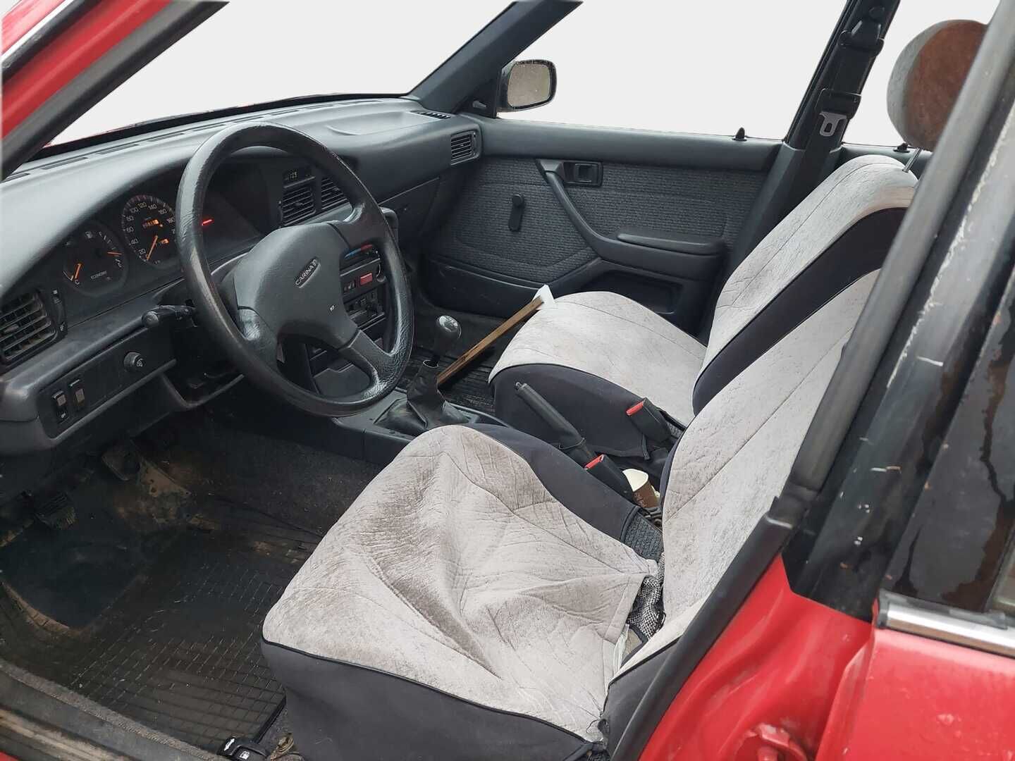 Toyota Carina 1990 1.6 XL - YritysOutlet - Myydään vain yrityksille