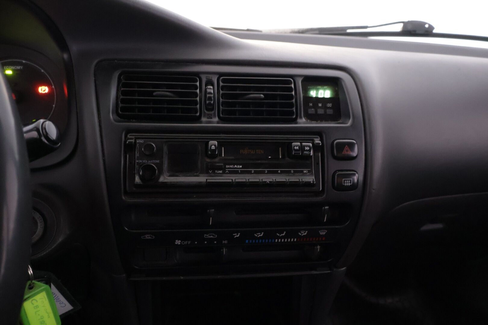 Toyota Corolla 1994 4D COROLLA XLI-EE101L-AEMDKW/247