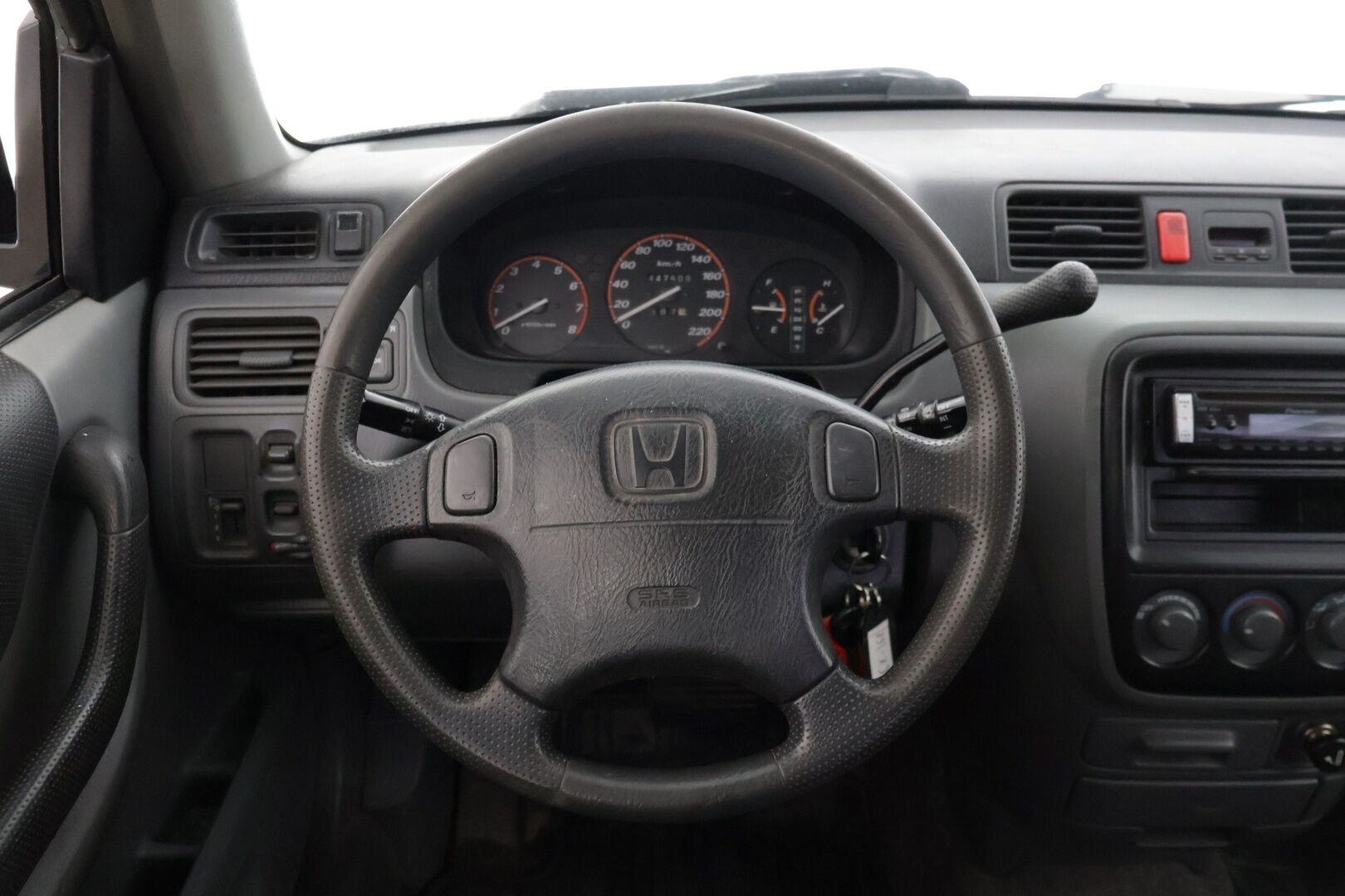 Honda CR-V 1998 4D HATCHBACK CR-V-RD1-4X4/262*Vetokoukku / Sähkökäyttöiset ikkunat /  Neliveto * - MYYDÄÄN HUUTOKAUPAT.COMISSA