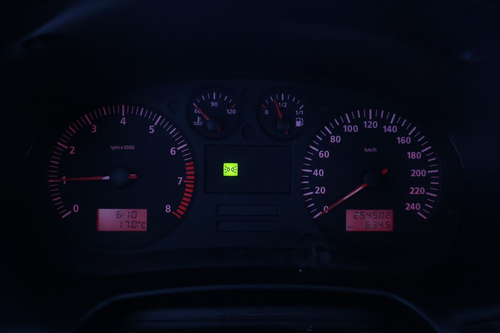 Seat Leon 2001 4D LEON HATCHBACK 1.6 - Katsastettu / Huollettu - HULLUT AVAJAISHULINAT KORKOTARJOUS 3,29 %