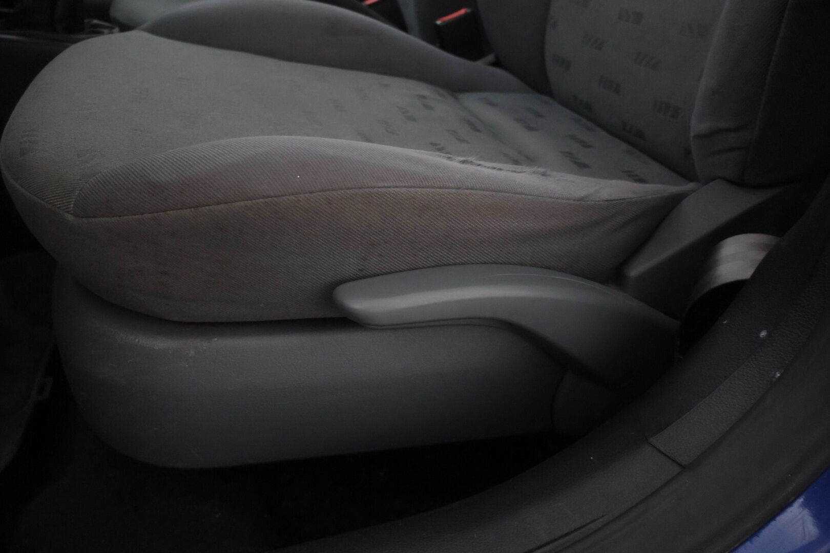 Seat Leon 2001 4D LEON HATCHBACK 1.6 - Katsastettu / Huollettu - HULLUT AVAJAISHULINAT KORKOTARJOUS 3,29 %