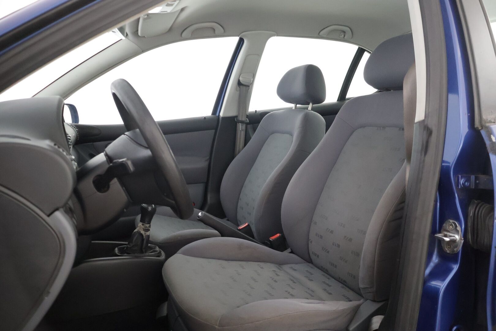 Seat Leon 2001 4D LEON HATCHBACK 1.6 - Katsastettu / Huollettu - HULLUT AVAJAISHULINAT KORKOTARJOUS 3,29 %