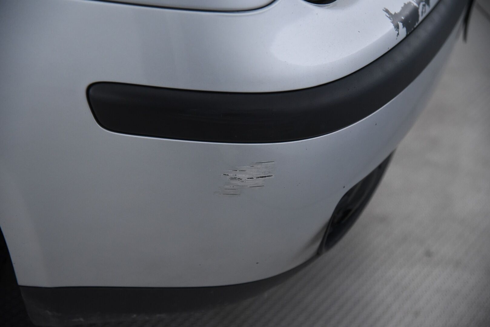 Volkswagen Polo 2003 2D POLO HATCHBACK 1.2-9N/245 / Tämä auto myydään YritysOutlet -valikoimasta vain yritykselle - 12kk leima! 