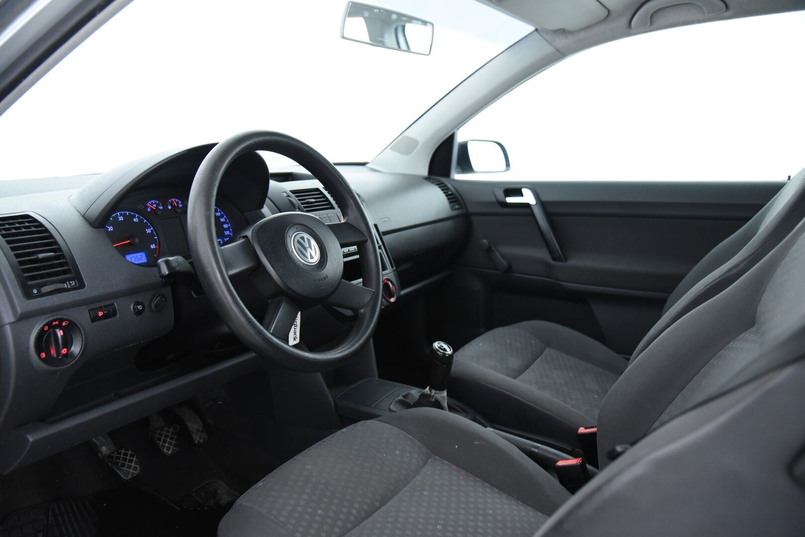 Volkswagen Polo 2003 2D POLO HATCHBACK 1.2-9N/245 / Tämä auto myydään YritysOutlet -valikoimasta vain yritykselle - 12kk leima! 