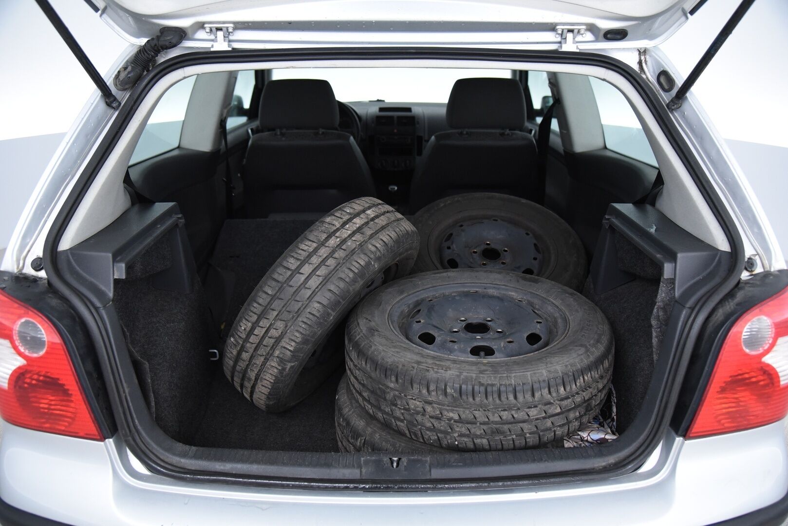 Volkswagen Polo 2003 2D POLO HATCHBACK 1.2-9N/245 / Tämä auto myydään YritysOutlet -valikoimasta vain yritykselle - 12kk leima! 