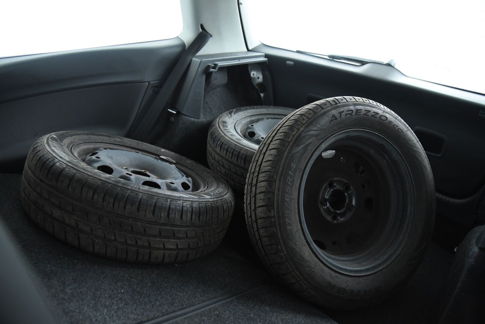 Volkswagen Polo 2003 2D POLO HATCHBACK 1.2-9N/245 / Tämä auto myydään YritysOutlet -valikoimasta vain yritykselle - 12kk leima! 