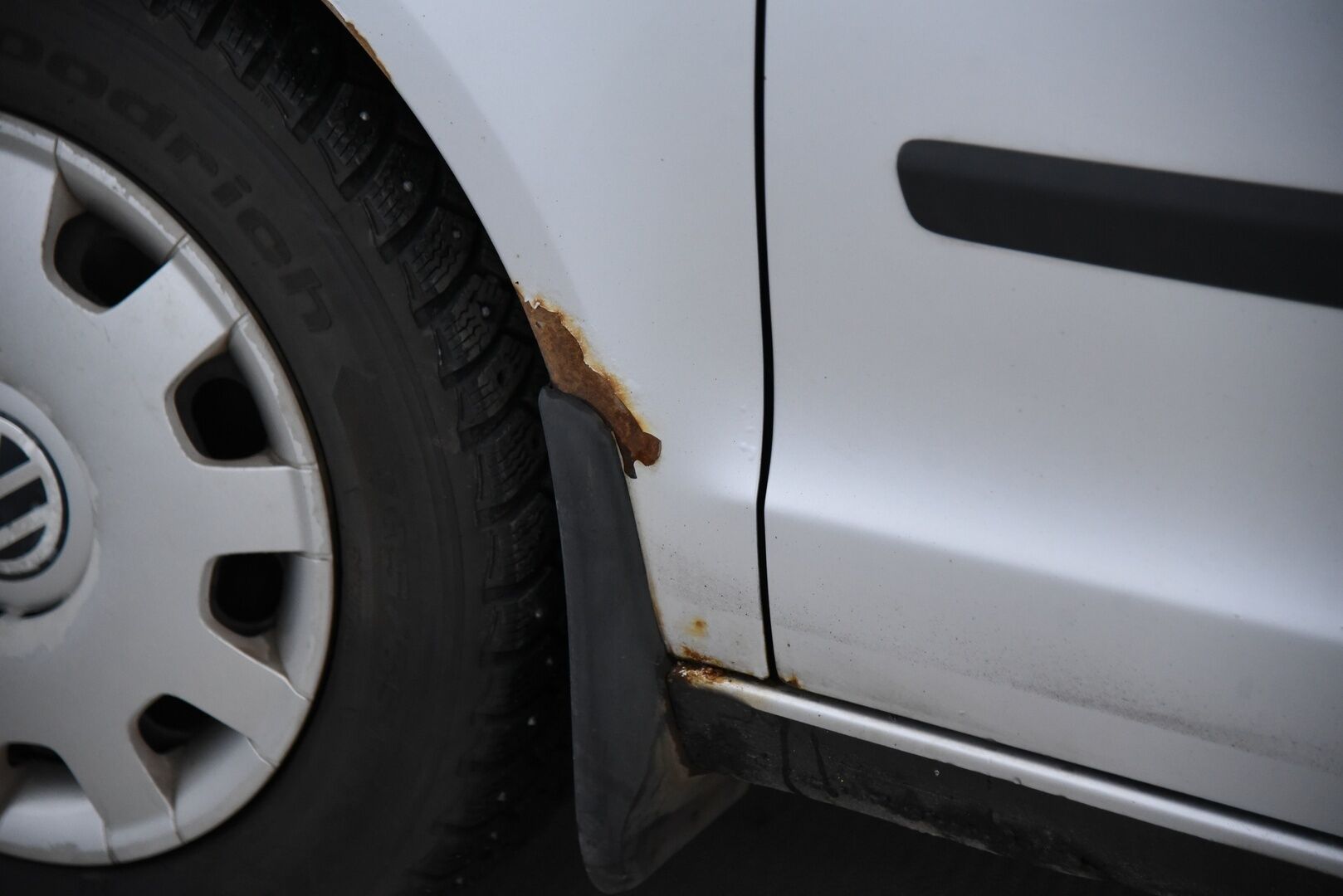 Volkswagen Polo 2003 2D POLO HATCHBACK 1.2-9N/245 / Tämä auto myydään YritysOutlet -valikoimasta vain yritykselle - 12kk leima! 