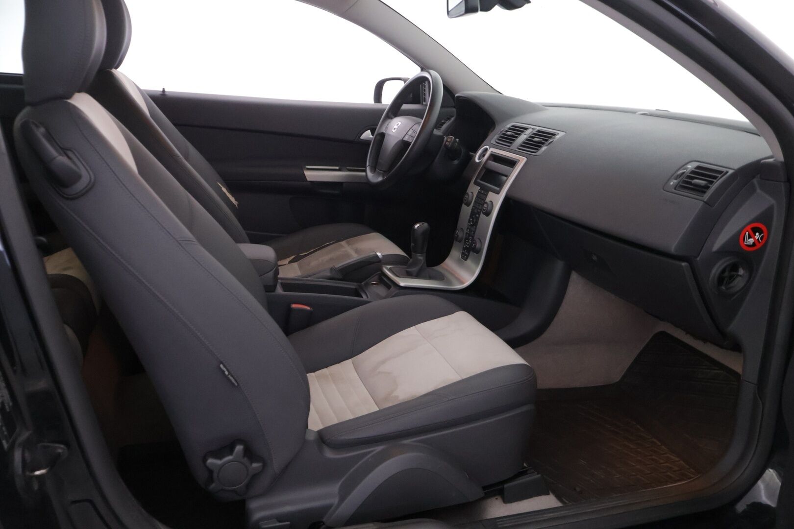 Volvo C30 2007 C30 COUPE 1.8  *YritysOutlet - Myydään vain yrityksille* - Tämä auto myydään YritysOutlet -valikoimasta vain yritykselle