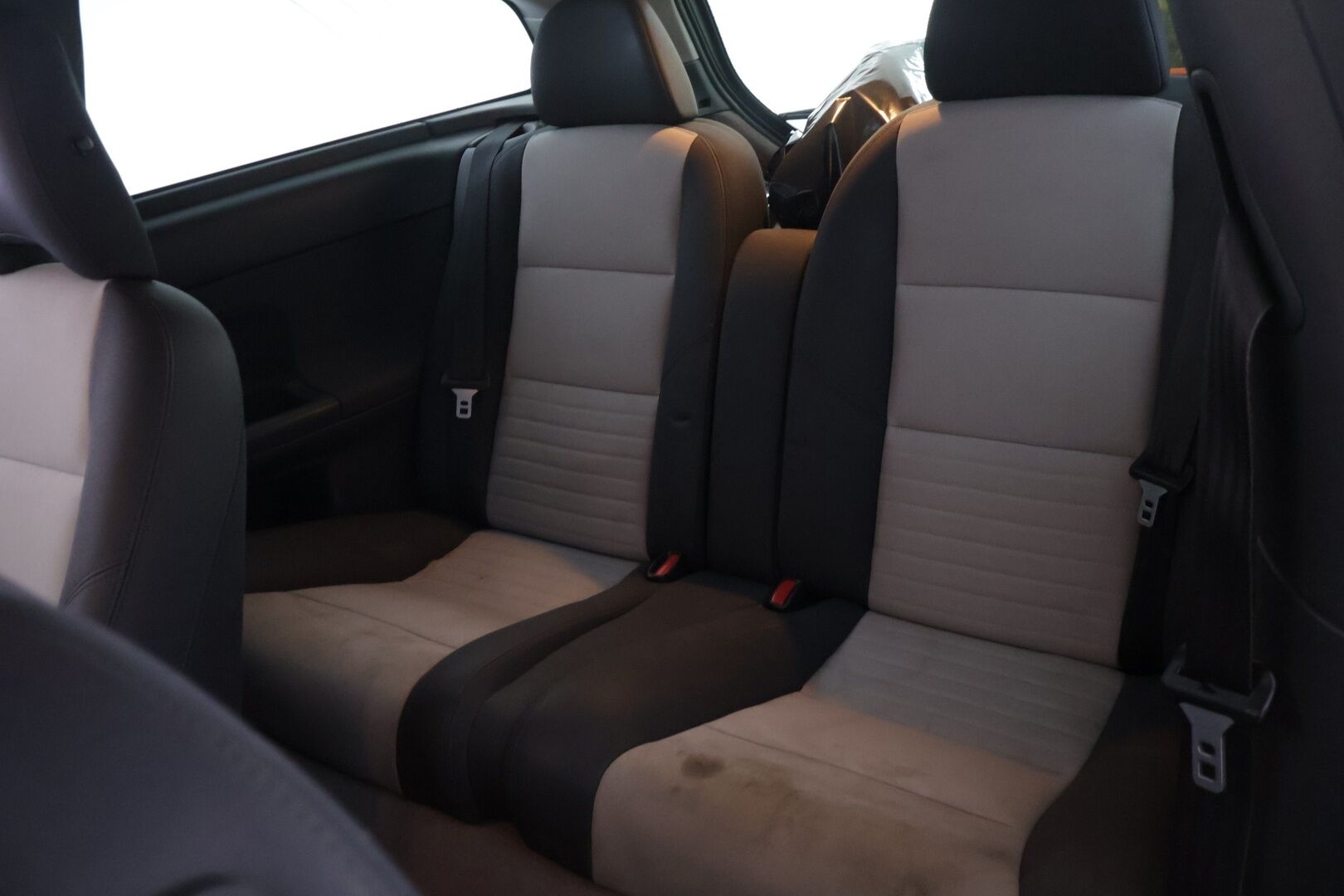 Volvo C30 2007 C30 COUPE 1.8  *YritysOutlet - Myydään vain yrityksille* - Tämä auto myydään YritysOutlet -valikoimasta vain yritykselle