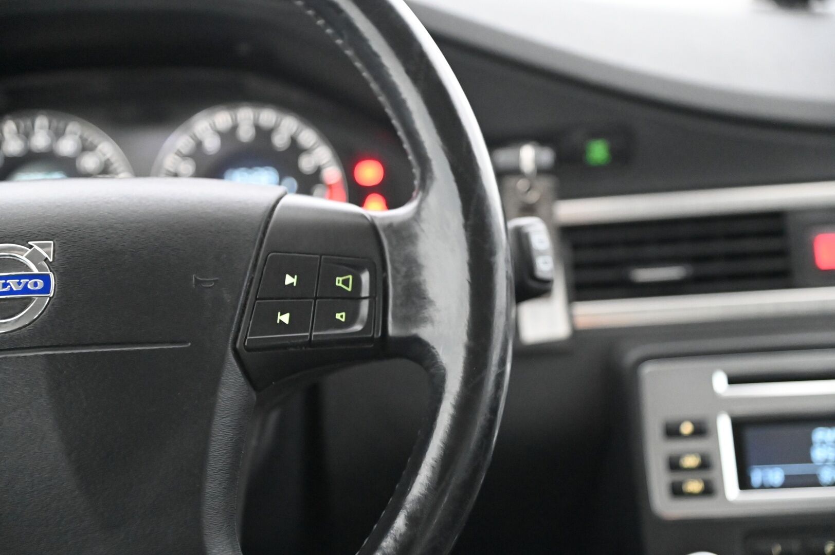 Volvo V70 2007 2.5T *Myydään Huutokaupat.com*