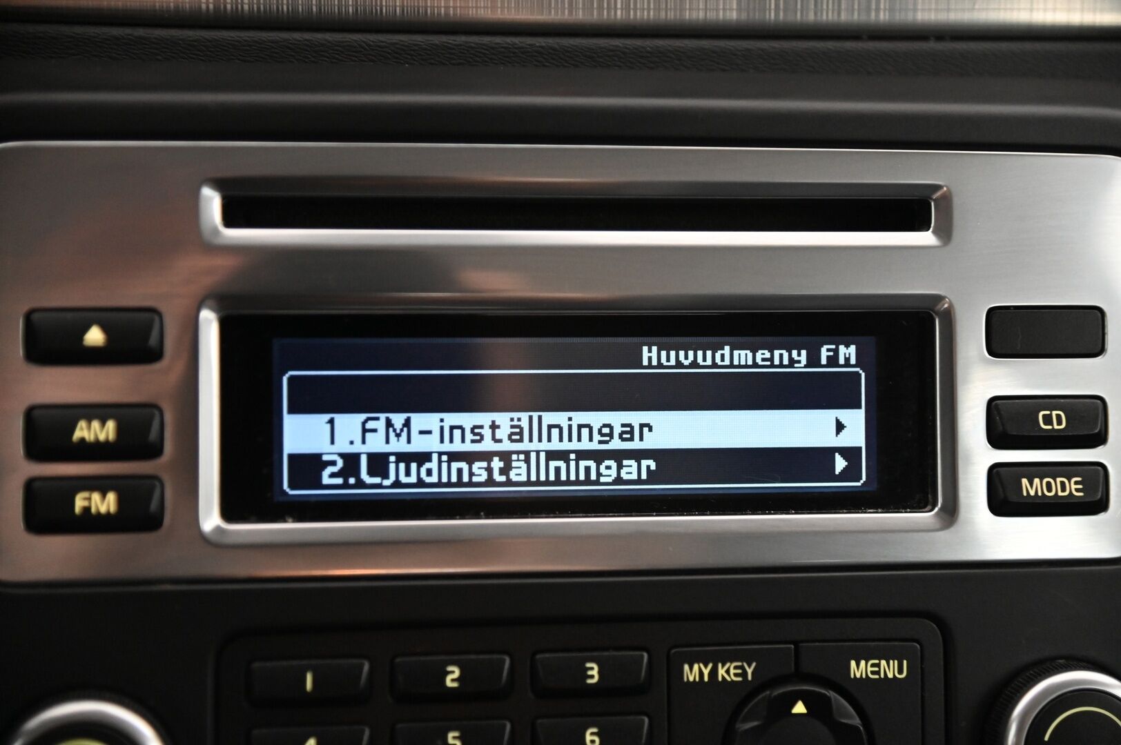 Volvo V70 2007 2.5T *Myydään Huutokaupat.com*