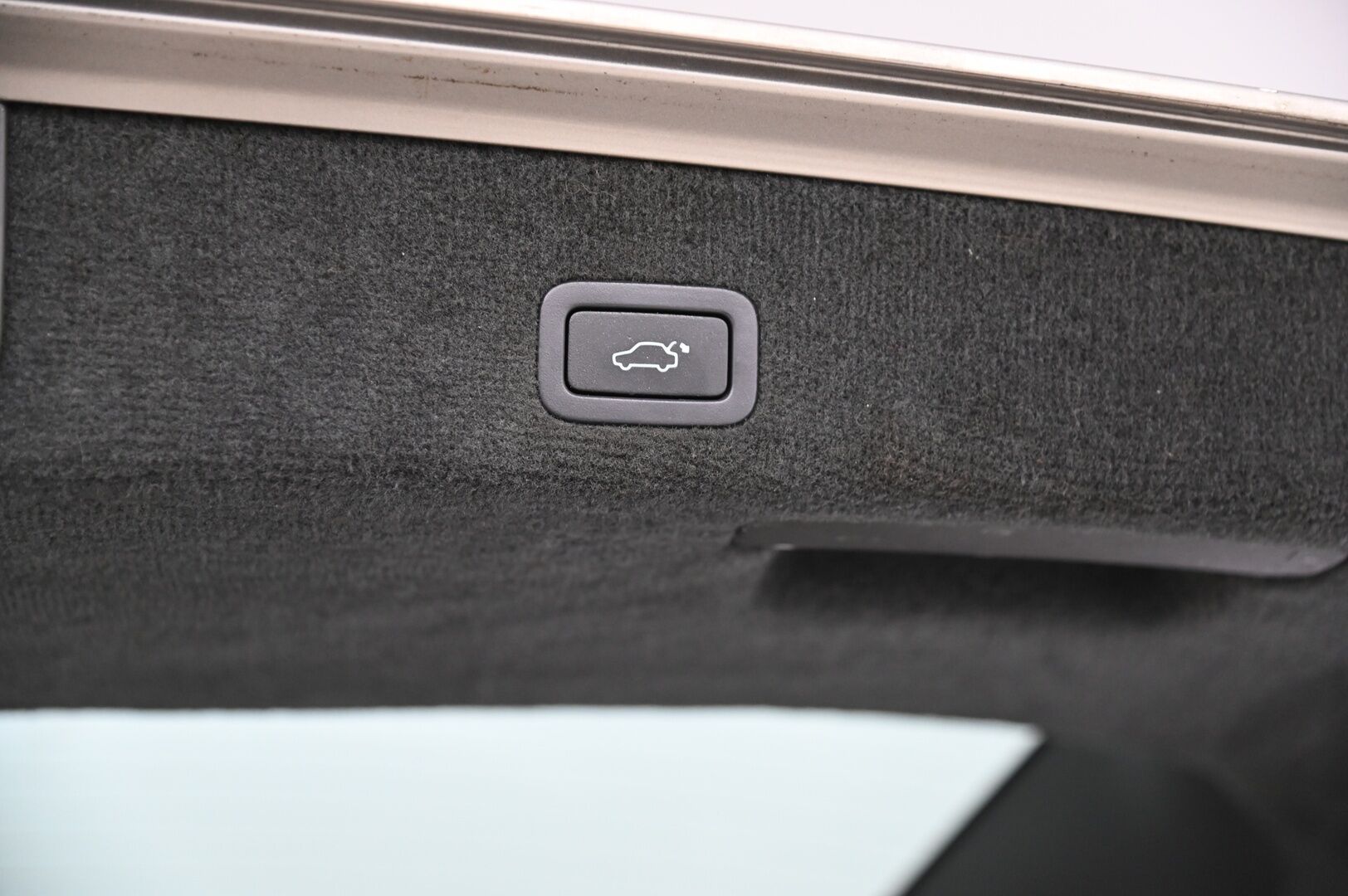 Volvo V70 2007 2.5T *Myydään Huutokaupat.com*