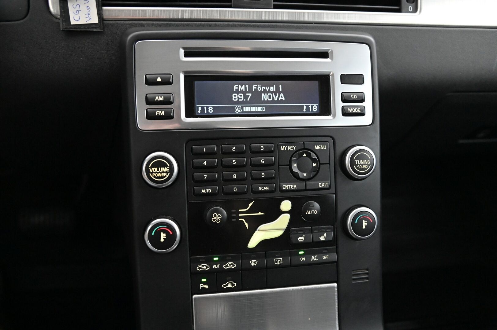 Volvo V70 2007 2.5T *Myydään Huutokaupat.com*