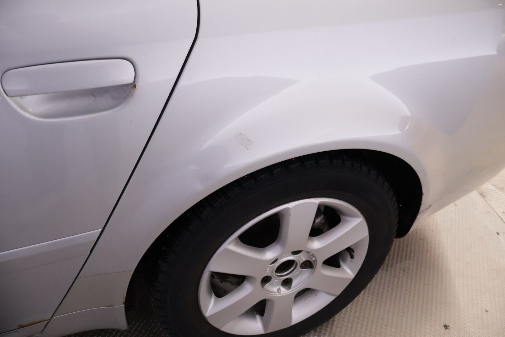 Audi A6 2004 1.9 TDI 96 kW - YritysOutlet - Myydään vain yrityksille - Webasto / Kahdet renkaat! 