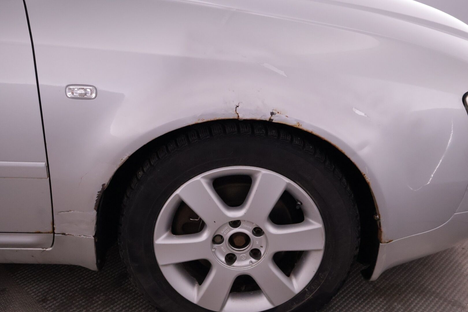 Audi A6 2004 1.9 TDI 96 kW - YritysOutlet - Myydään vain yrityksille - Webasto / Kahdet renkaat! 