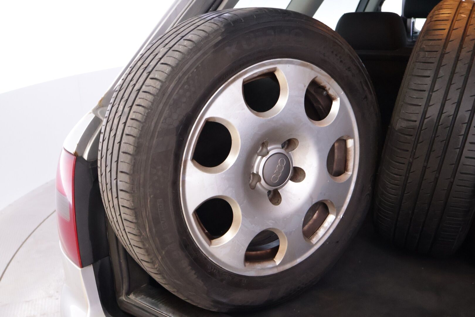 Audi A6 2004 1.9 TDI 96 kW - YritysOutlet - Myydään vain yrityksille - Webasto / Kahdet renkaat! 