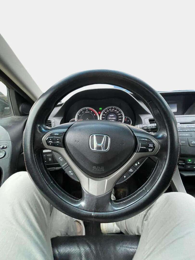 Honda Accord 2009 Tourer DSL 2,2 i-DTEC Executive*YritysOutlet - Myydään vain yrityksille / Tutkat / Nahkapenkit / Vetokoukku * - * Tämä auto myydään YritysOutlet -valikoimasta vain yritykselle / Suomi-auto / Hyvin pidetty / Särmä huoltohistoria *