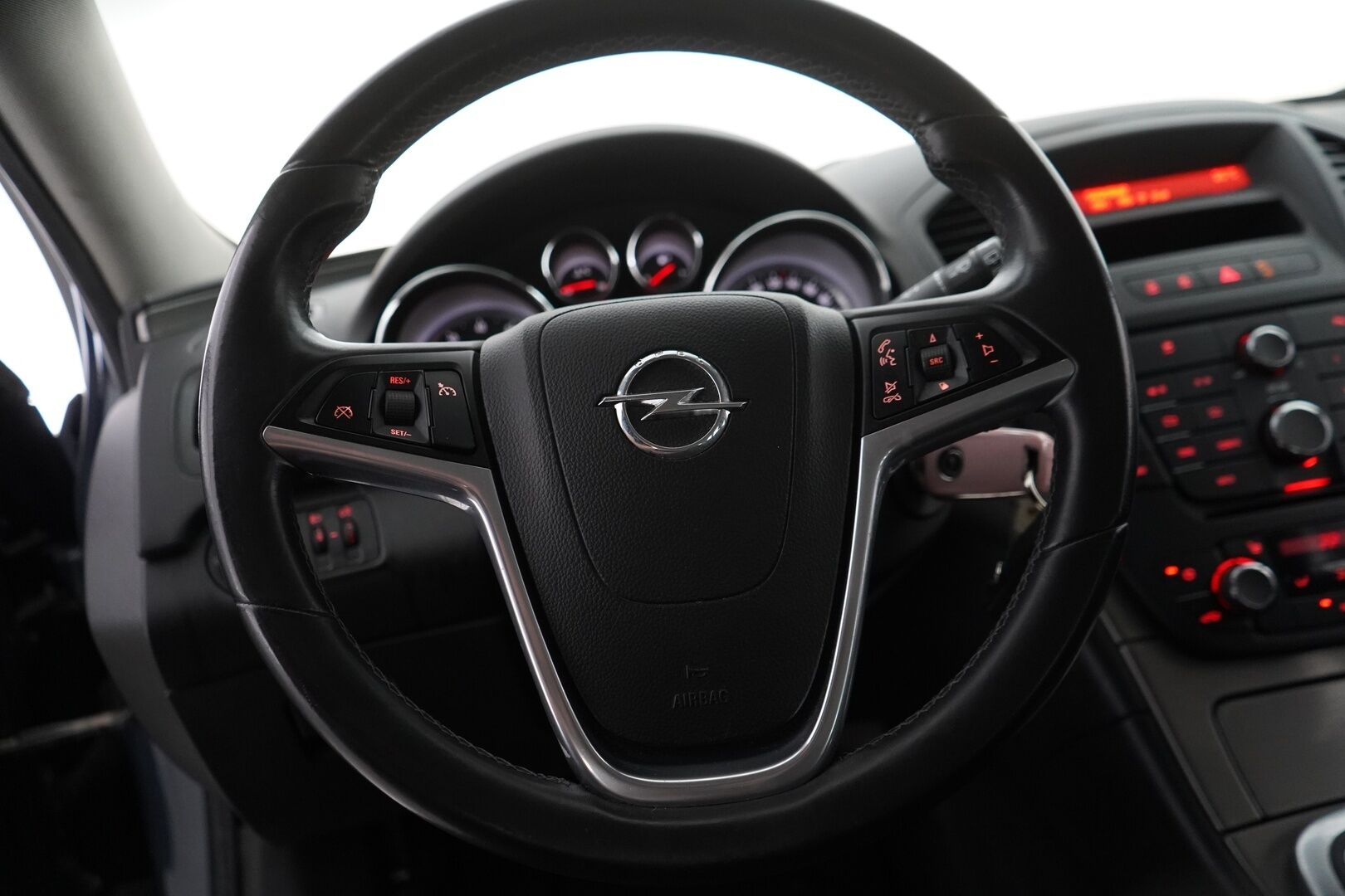 Opel Insignia 2009 Sports Tourer Edition 1,6 Turbo Ecotec 132kW/180hv M6 BL - Myydään huutokaupat.com sivustolla!