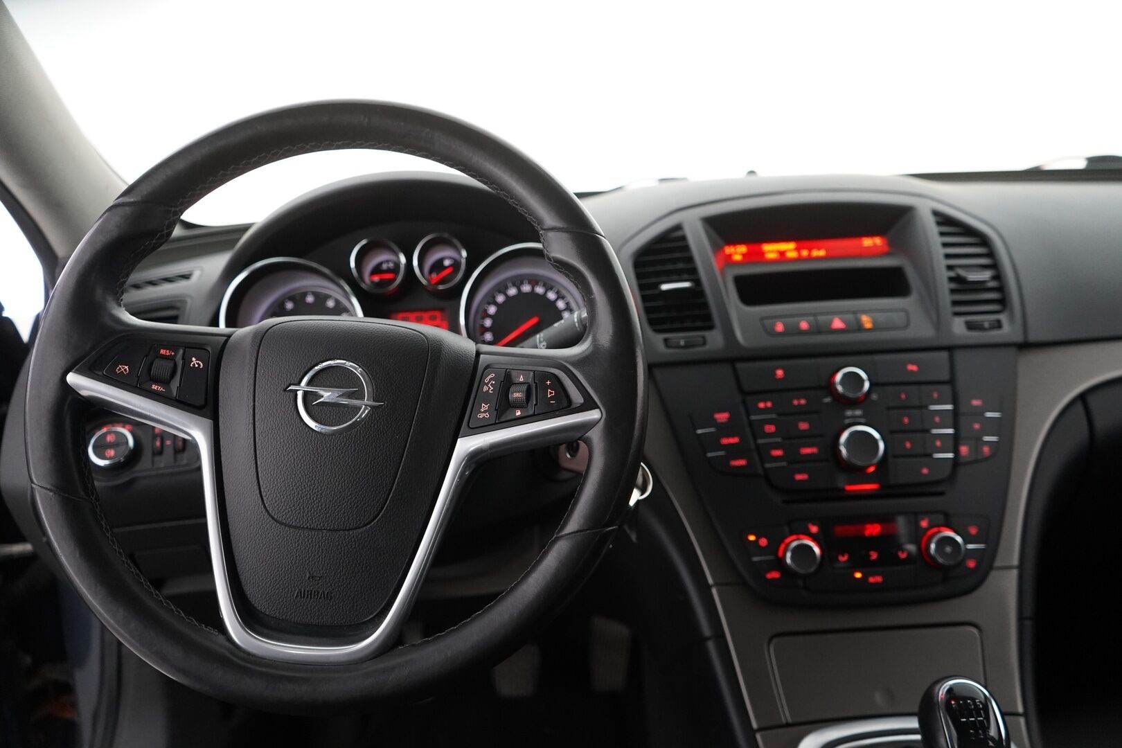 Opel Insignia 2009 Sports Tourer Edition 1,6 Turbo Ecotec 132kW/180hv M6 BL - Myydään huutokaupat.com sivustolla!