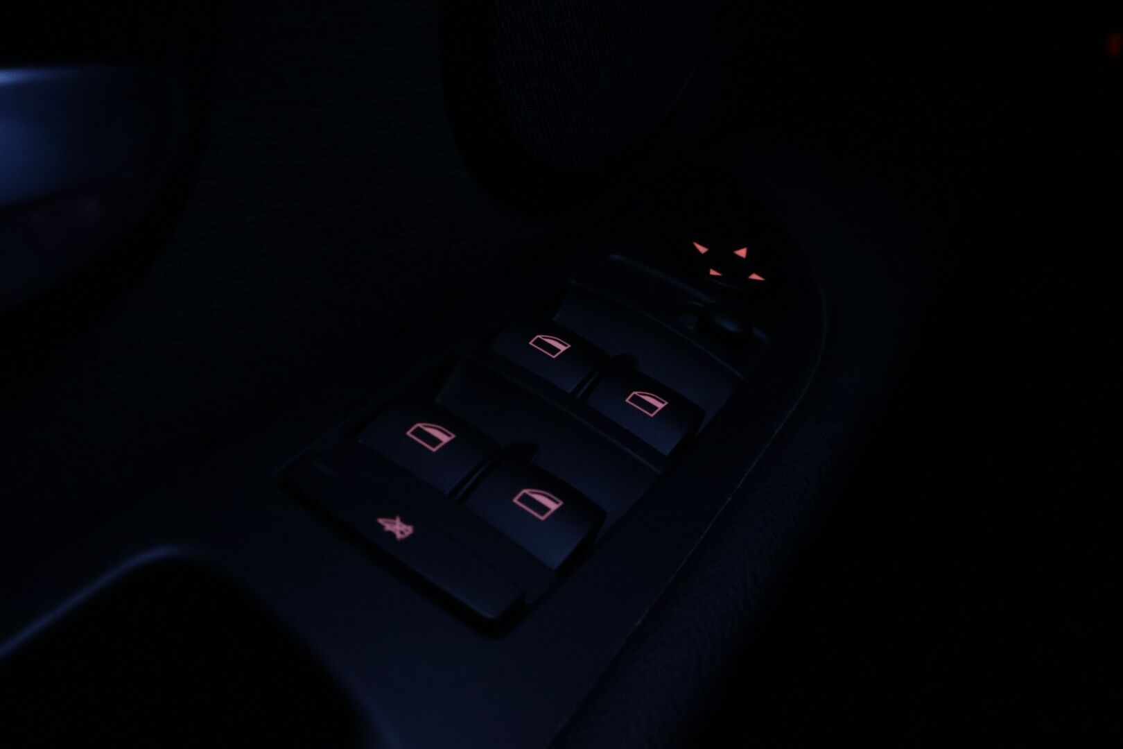 BMW 520 2009 E60 Sedan Business *Vakkari / Lohko / Tutkat / Xenon* - Todella siistikuntoinen ja hyvin huollettu Suomiauto kaksilla Nokian renkailla ja BMW:n vanteilla!