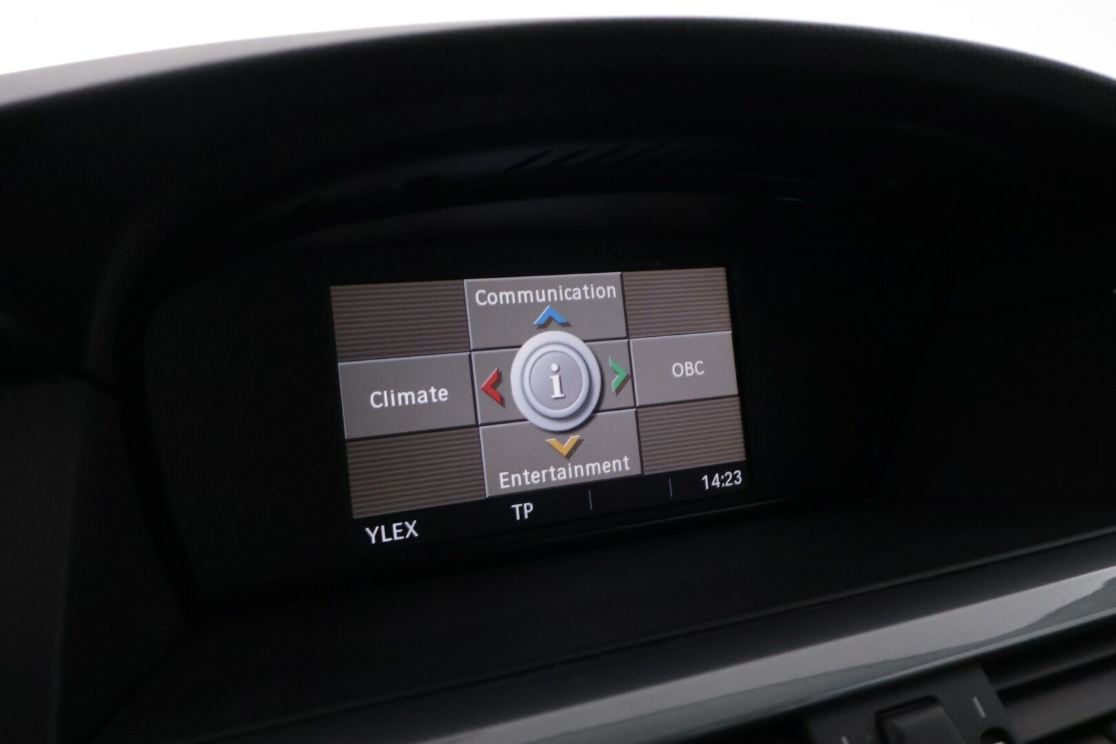 BMW 520 2009 E60 Sedan Business *Vakkari / Lohko / Tutkat / Xenon* - Todella siistikuntoinen ja hyvin huollettu Suomiauto kaksilla Nokian renkailla ja BMW:n vanteilla!