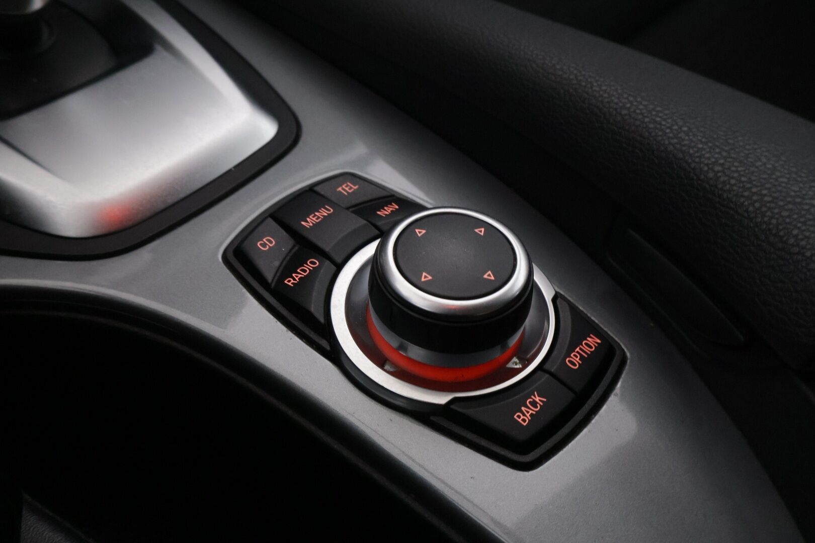 BMW 520 2009 E60 Sedan Business *Vakkari / Lohko / Tutkat / Xenon* - Todella siistikuntoinen ja hyvin huollettu Suomiauto kaksilla Nokian renkailla ja BMW:n vanteilla!