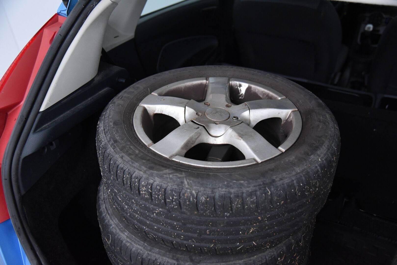 Ford Fiesta 2009 1,25 60hv Trend M5 5-ov / Suomi-auto / Seuraava katsastus 10/26 / 2x Renkaat / - YritysOutlet - Myydään vain yrityksille - Siisti Suomi-auto pitkäaikaiselta omistajalta!